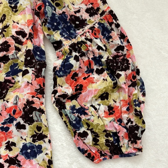 Maeve by Anthropologie Pansy Field Floral Peplum Peasant 3/4 Sleeve Top Size 4 - Picture 4 of 7